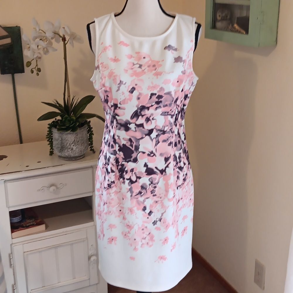 Romwe Sheath Bodycon Floral Dress. Datenight. - Picture 2 of 12